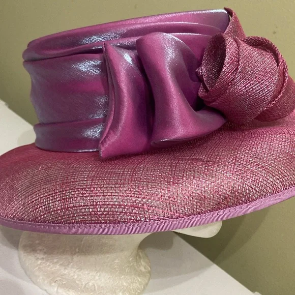 Llewellyn & Mitchell | Accessories | Pretty Churchdress Hat  display picture 3
